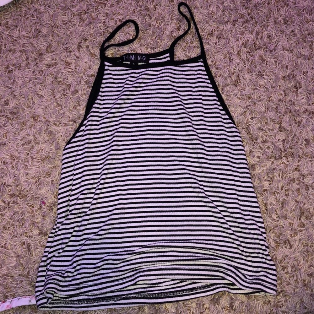 crop top tank top